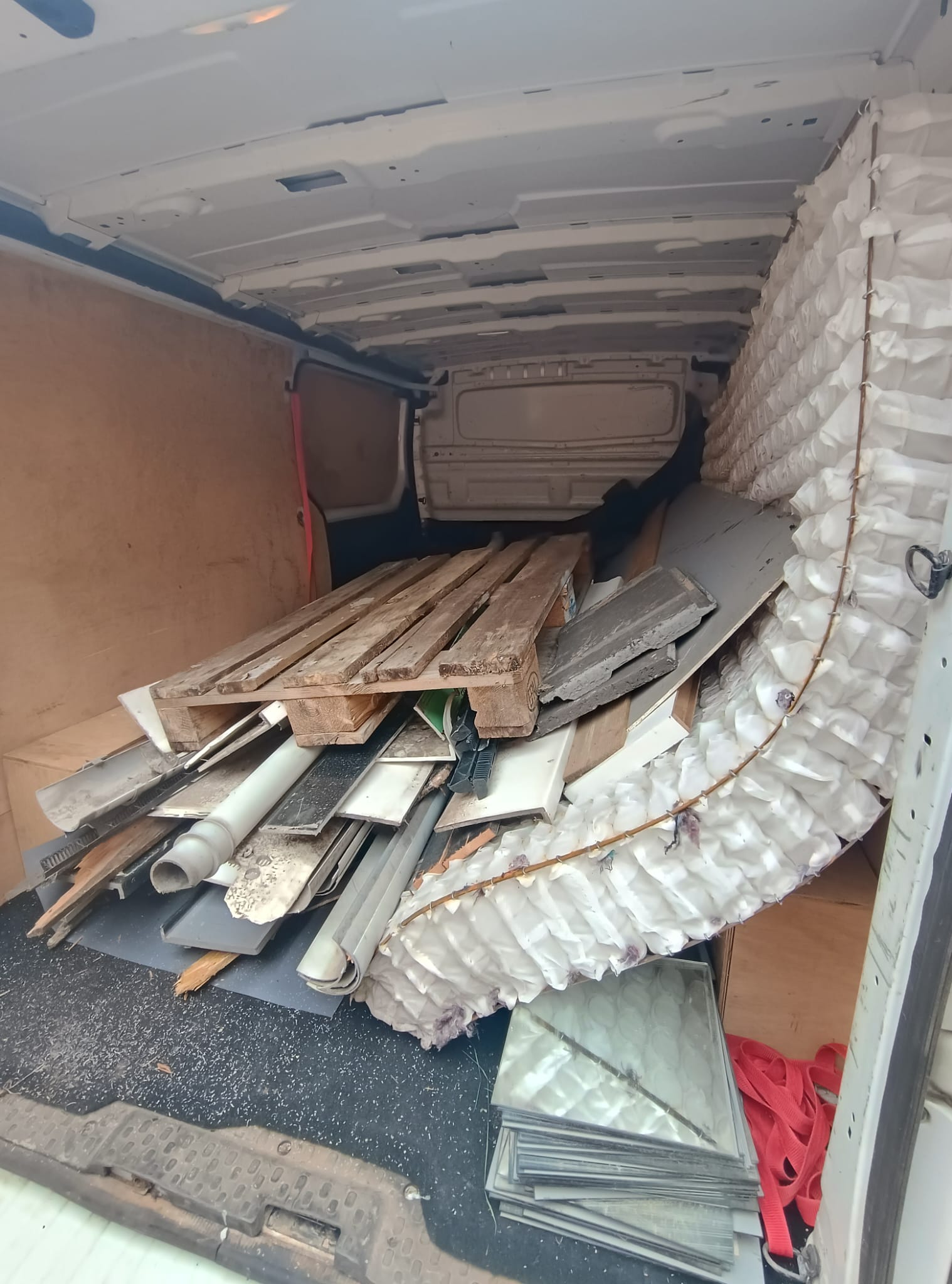 House clearance before and after